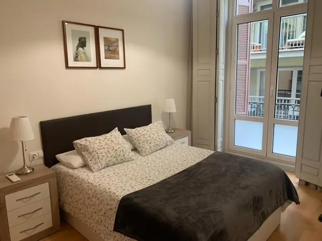 Rosa 2 Bedrooms In City Center Málaga 0*,  España